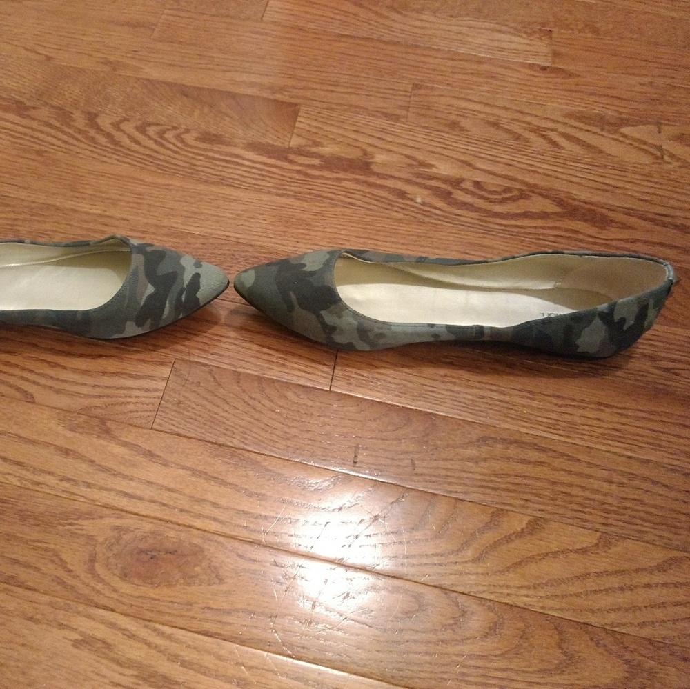 Camo flats